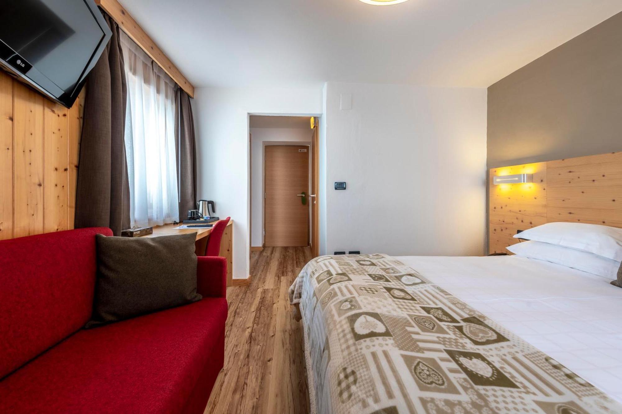 Hotel Col Di Lana كنازاي الغرفة الصورة